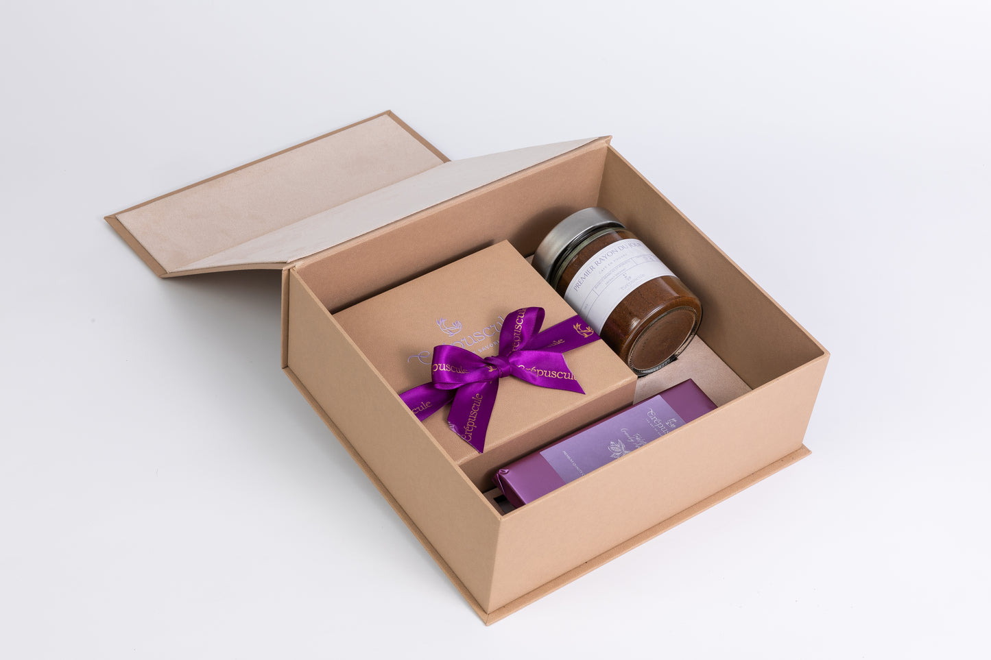 Boîte Éveil – 16 chocolats doux & fruités